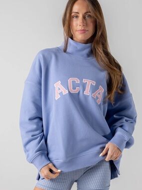 ACTA Essential Mock Neck